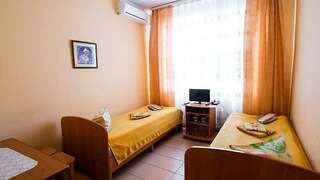 Гостиница Сулак Оренбург Номер стандарт с 2 односпальными кроватями-1